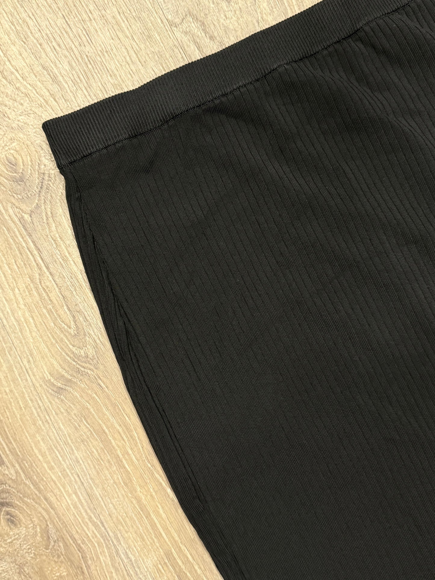 POINT LUXE RIBBED SKIRT