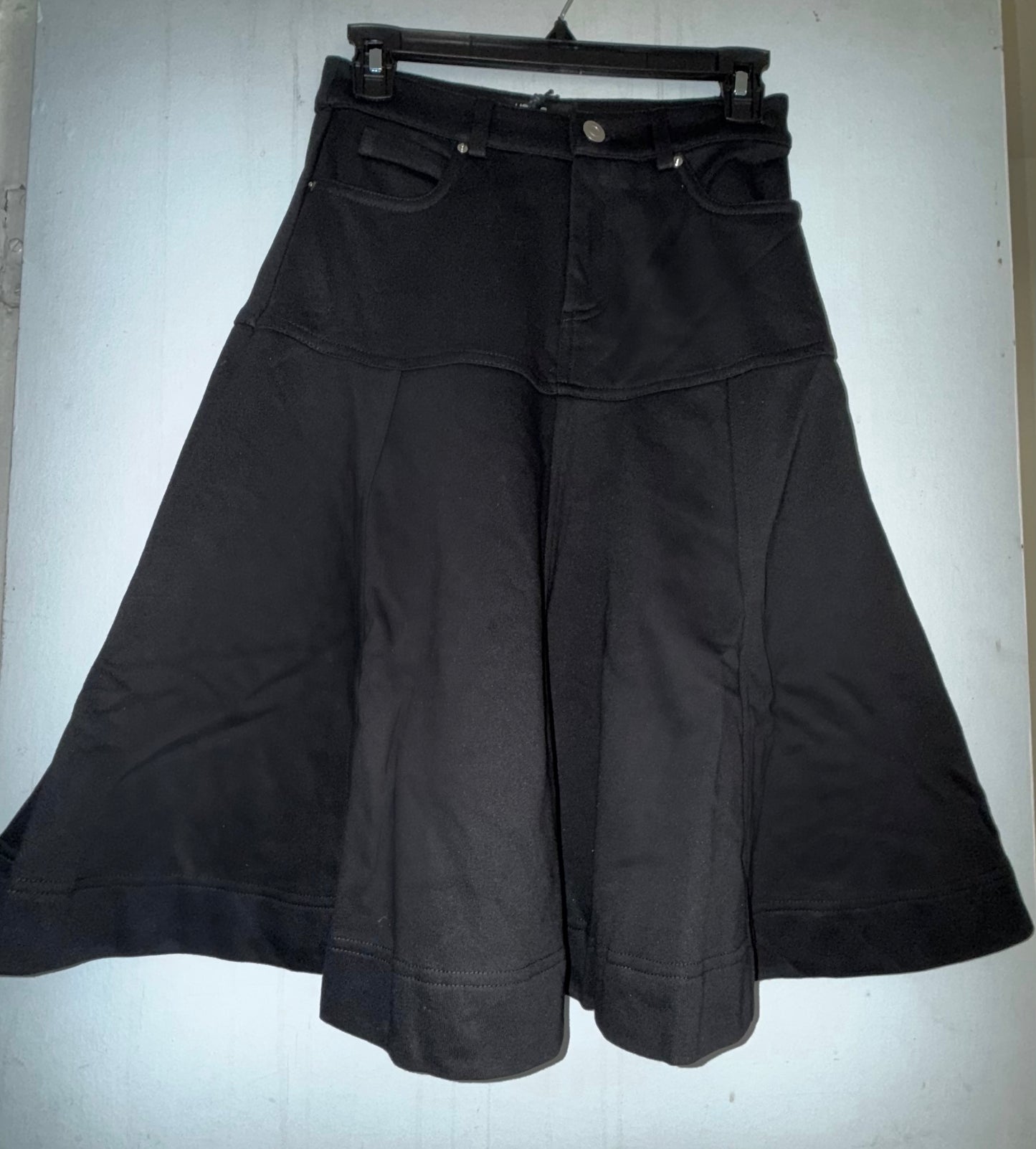 SWEATSHIRT FLY FRONT FLARE SKIRT