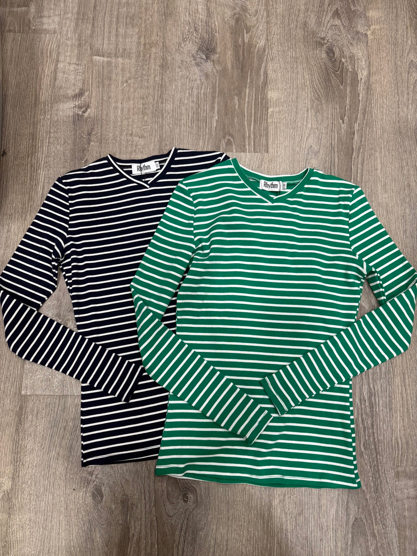 RHYTHM DOUBLE V STRIPED TOP