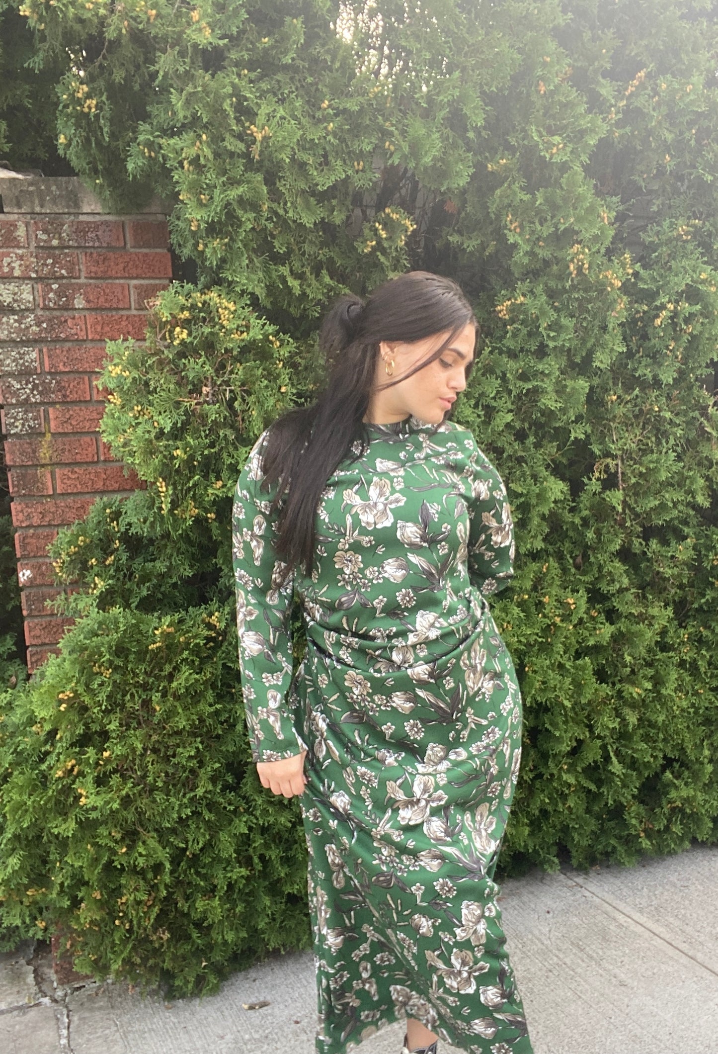 SIDE SHIRRED DRESS