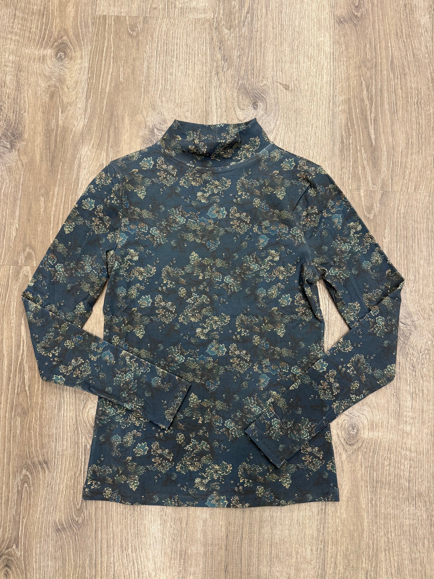 PRINTED TURTLENECKS