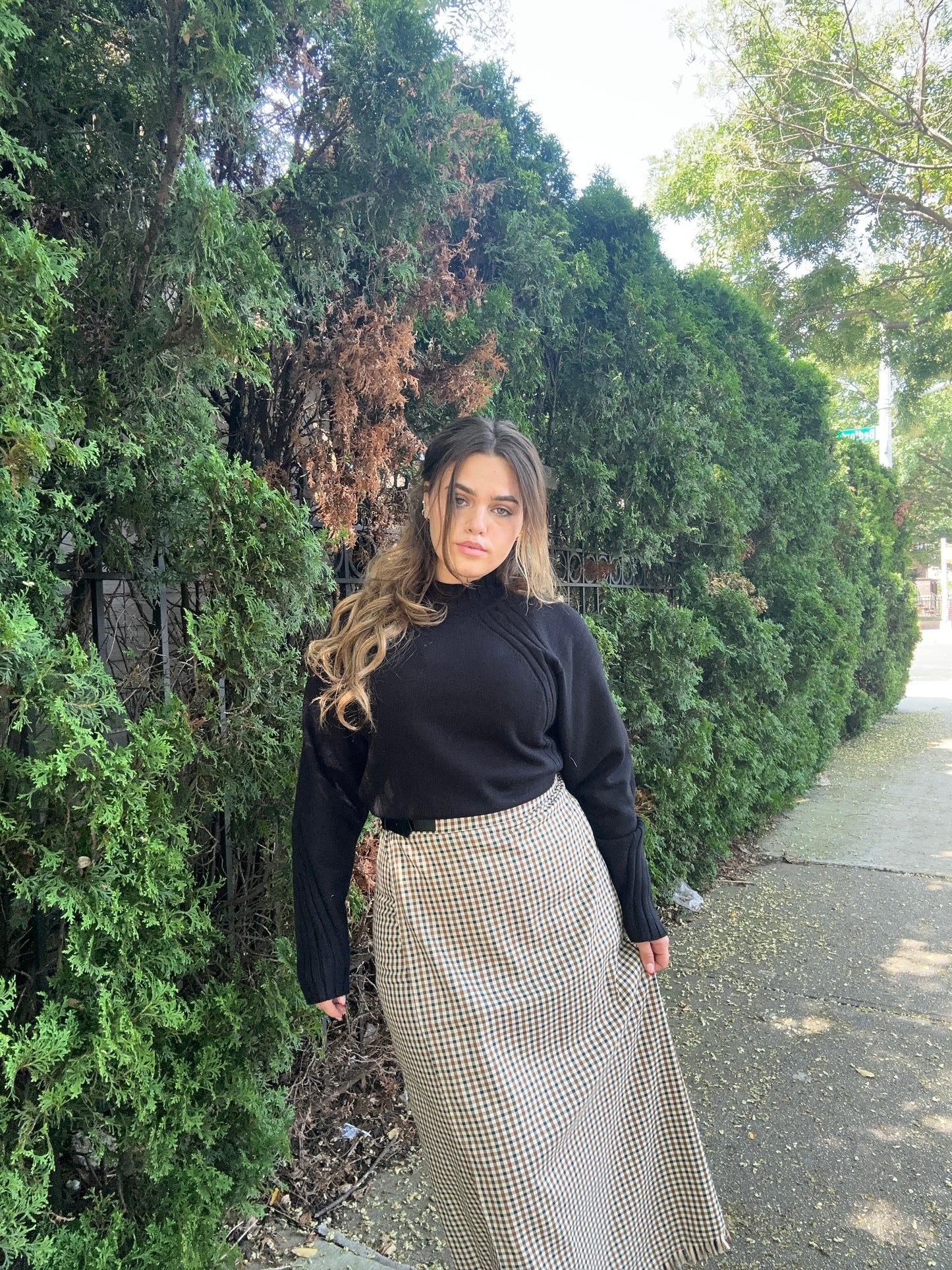 BEKA SWEATER