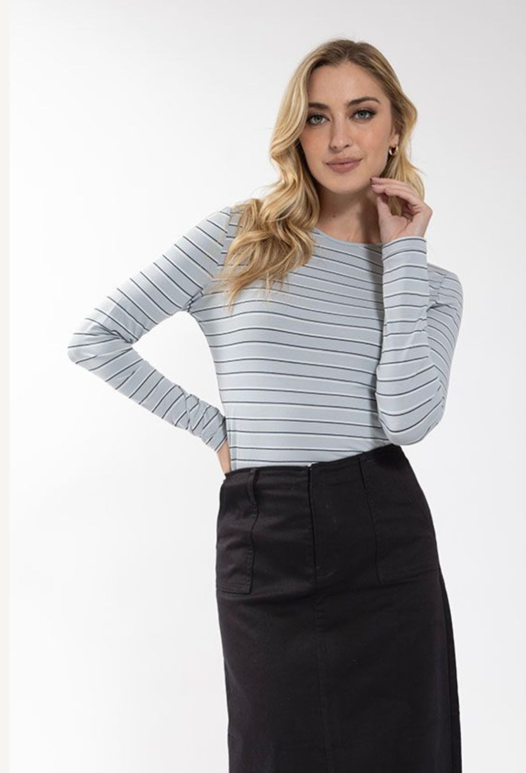 STRIPED BASIC TEE
