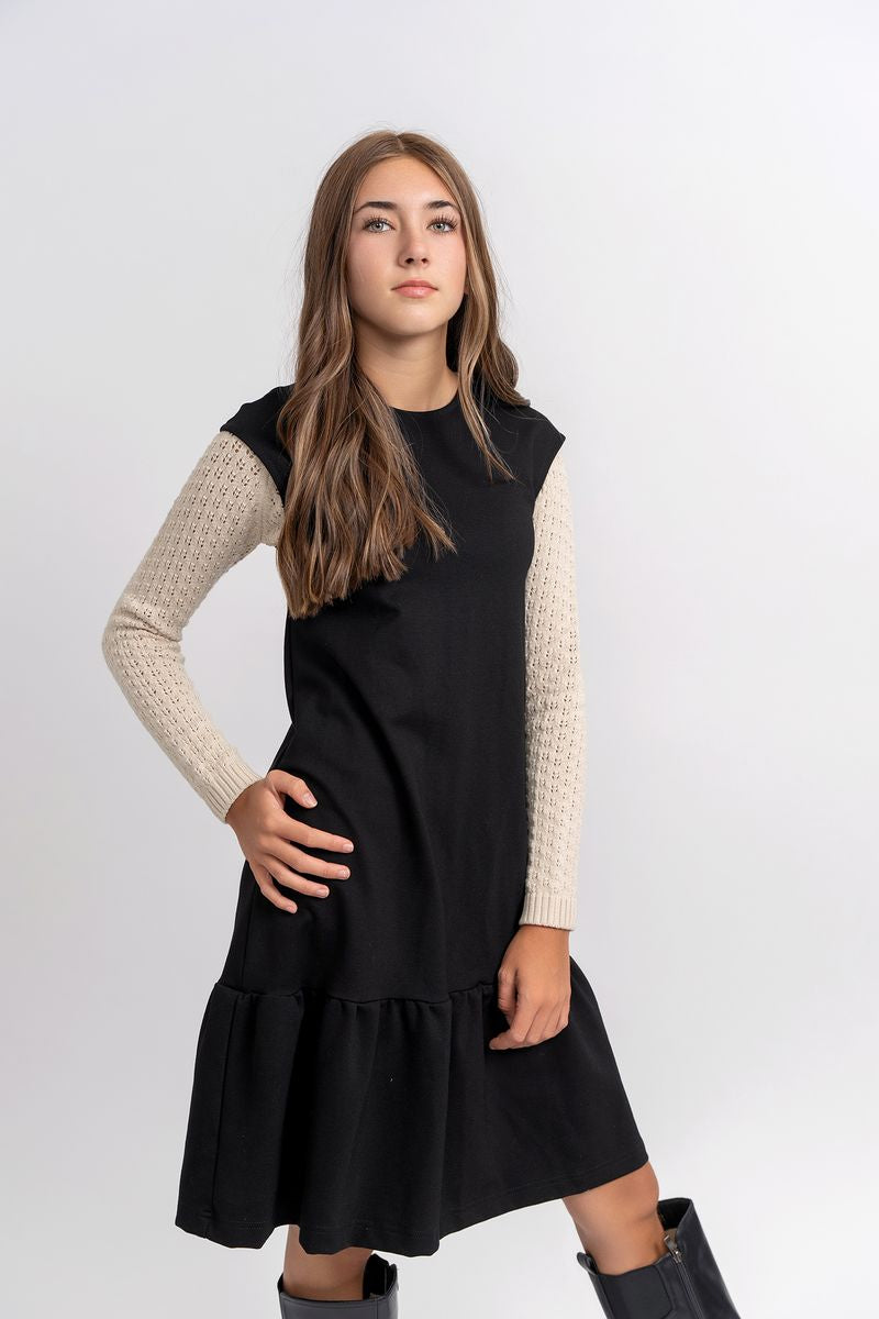 SOFT RUFFLE DRESS
