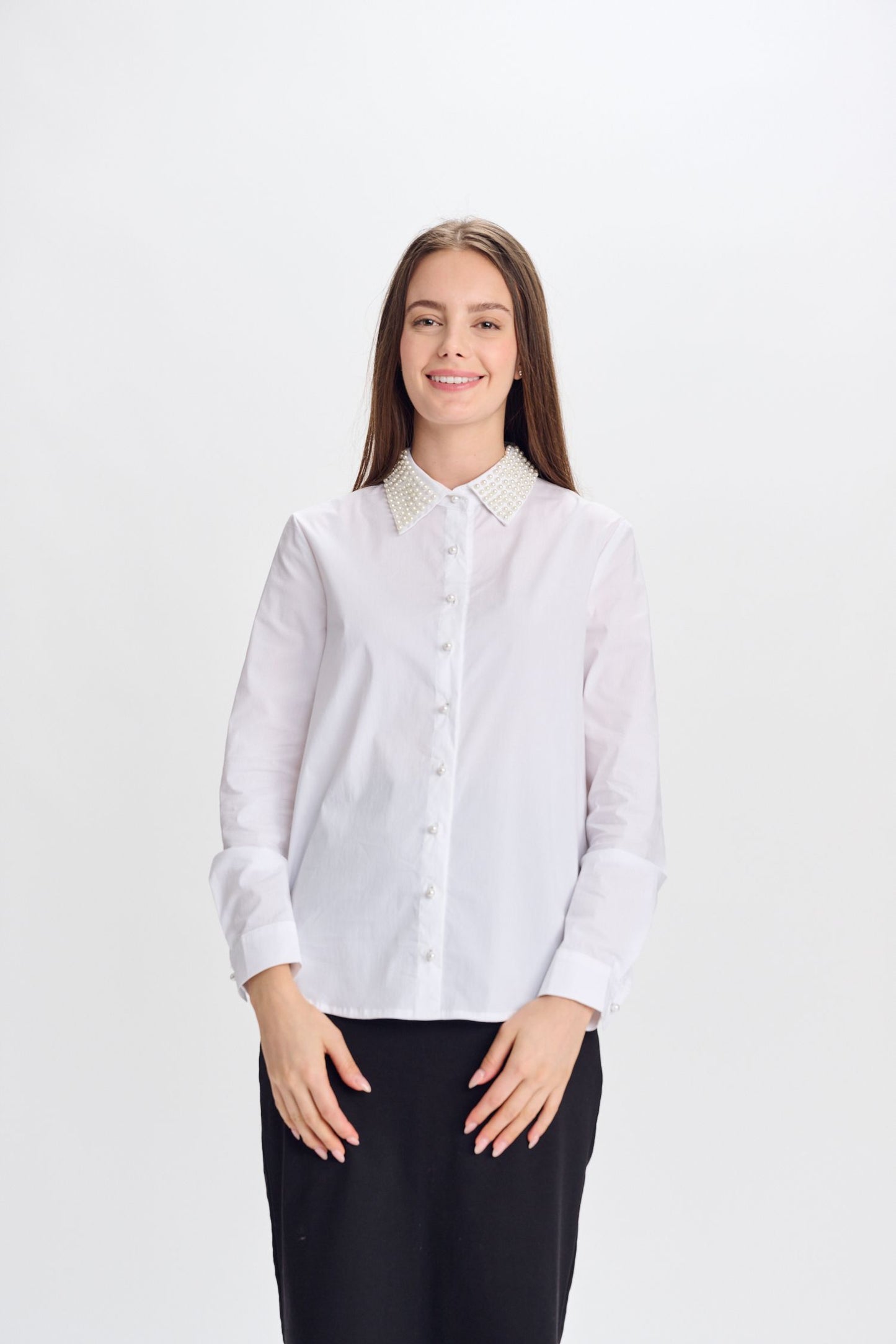 WHITE BUTTON DOWN W/ PEARLS COLLAR TOP