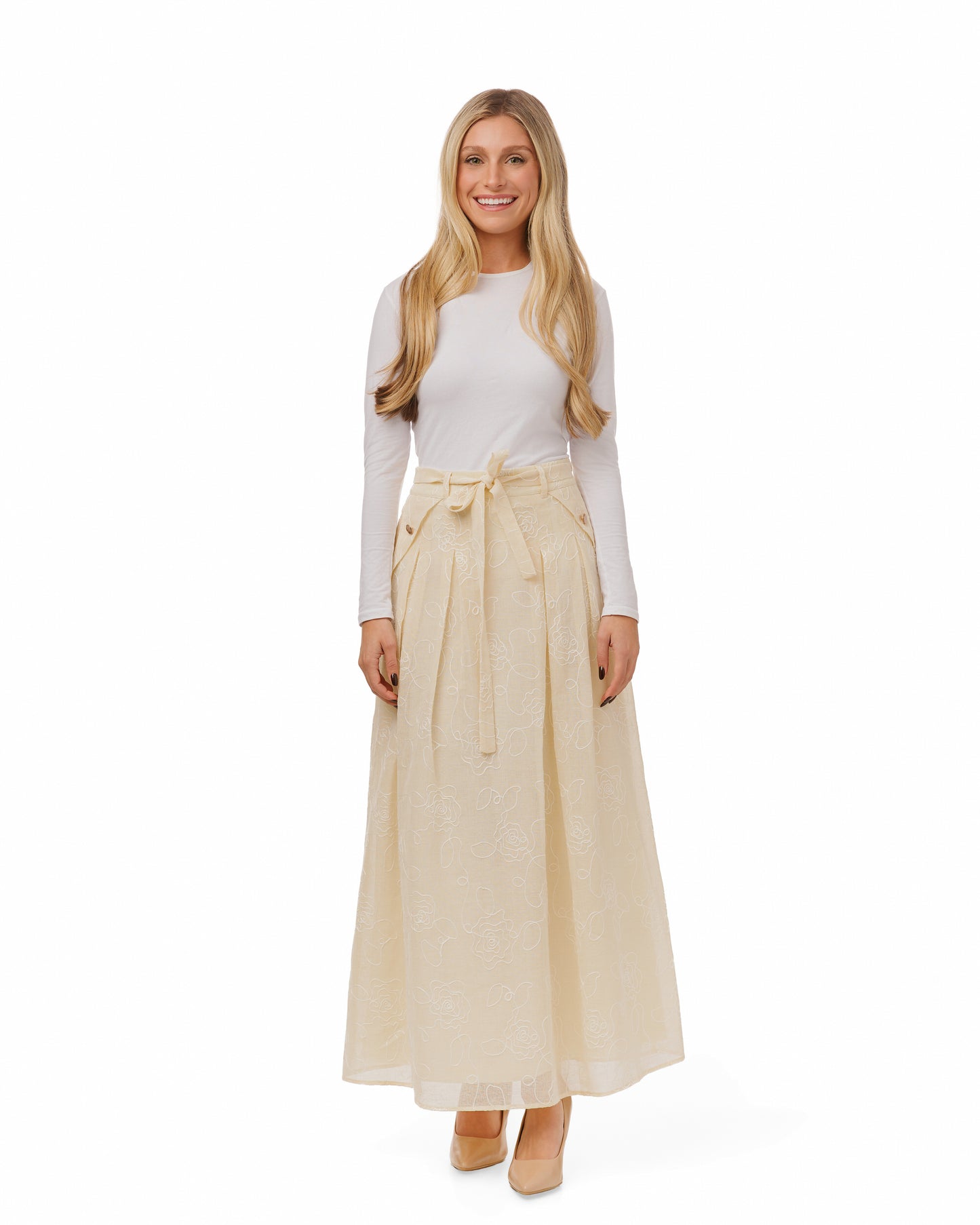 EMBOROIDERRED IVORY SKIRT