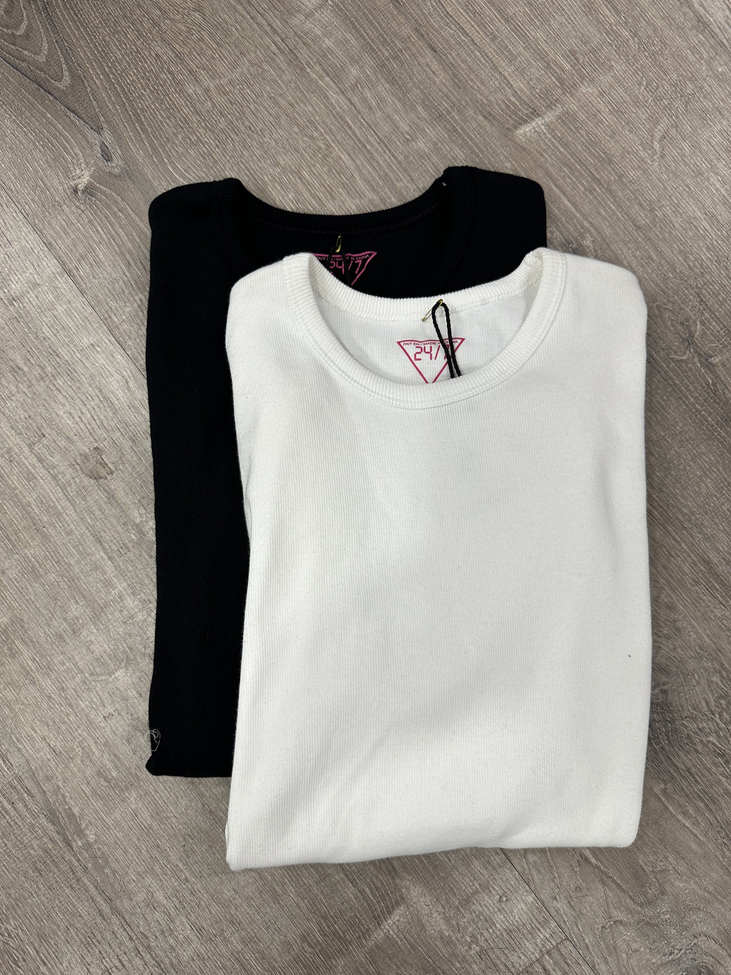 24/7 3/4 SLEEVE CREW NECK TOP