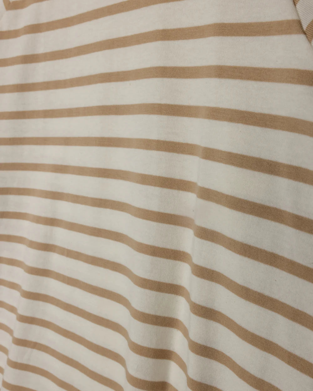STRIPED RAGLAN SLEEVE TEE