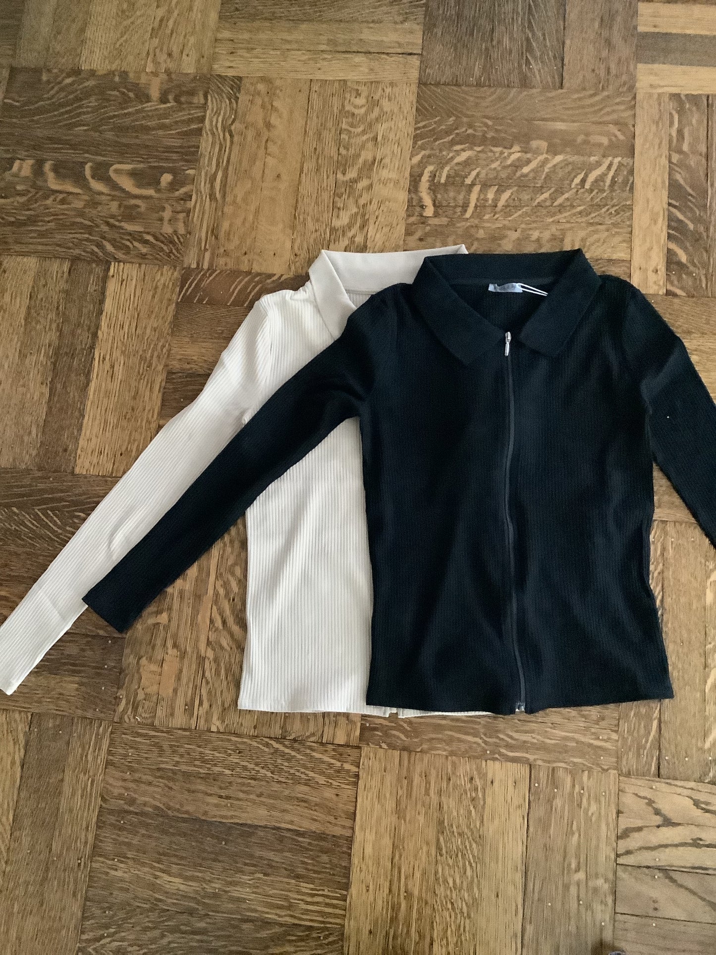 Full Zipper Collared Top