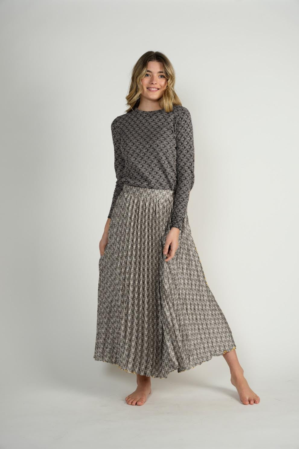 Chain Print Knit Top