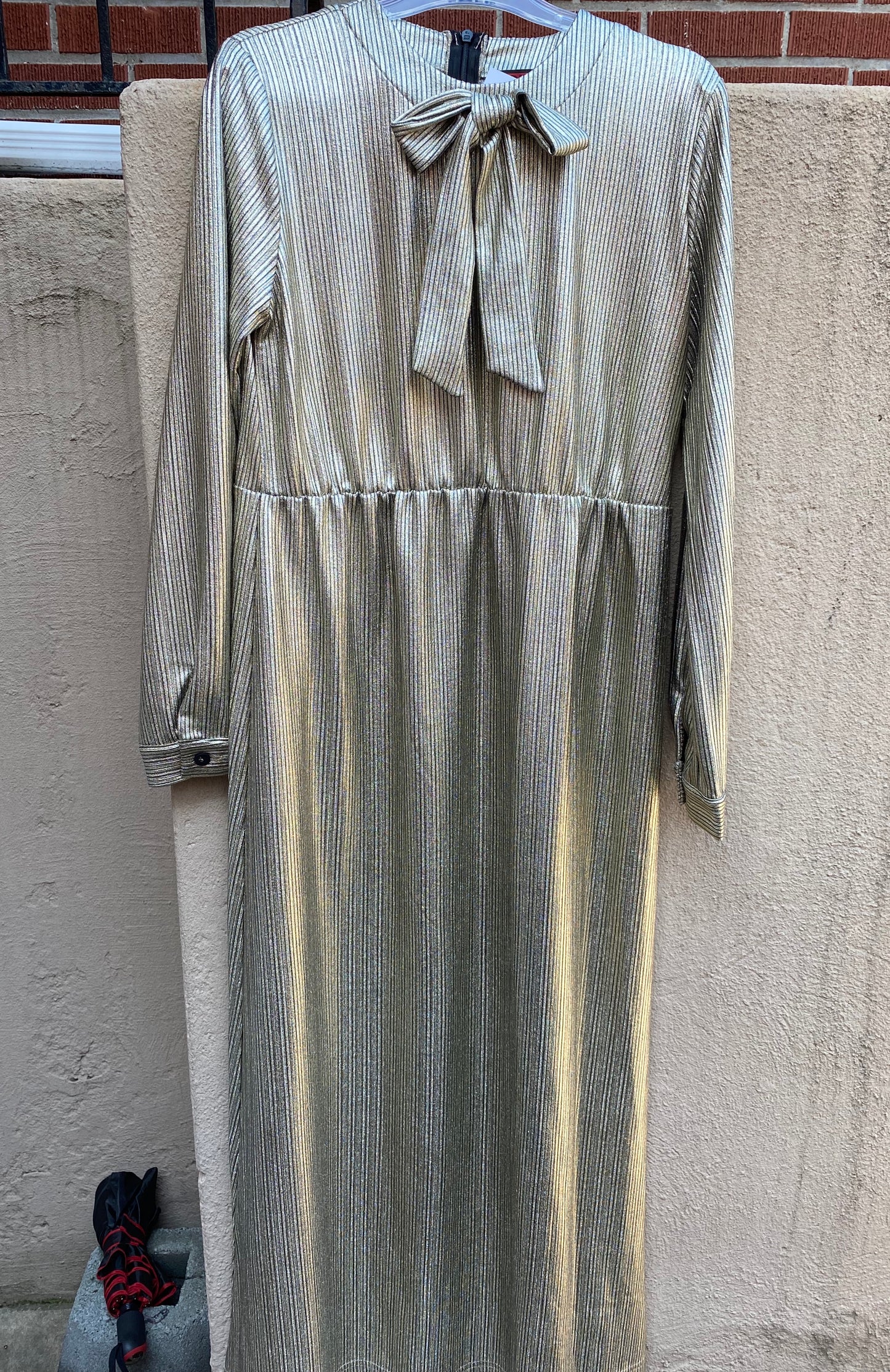 Metallic Gold Ribbed Maxi