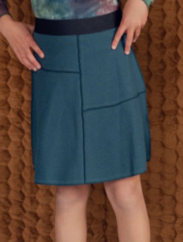 Girls Asymmetric Cut Set