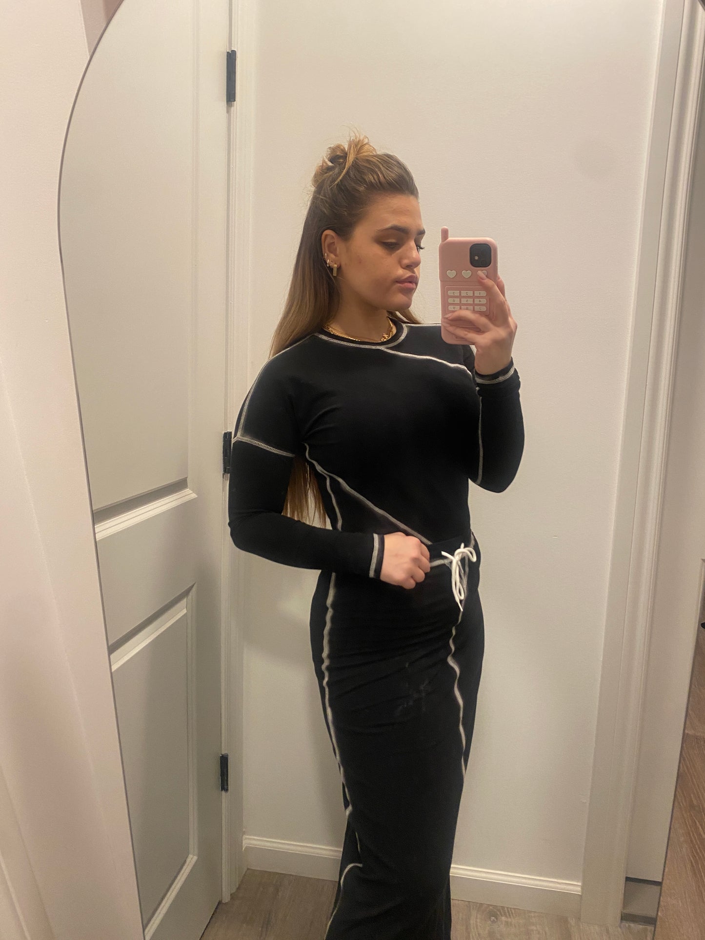 BLACK WITH WHITE STITCHED SET