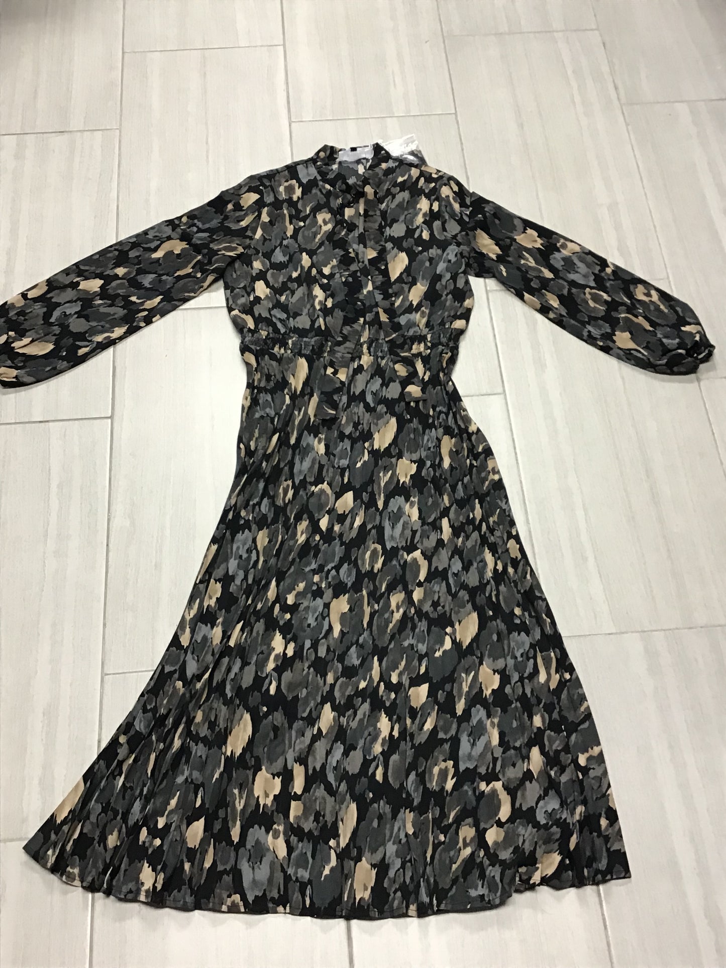 Accordion Pleated Midi Floral Dress