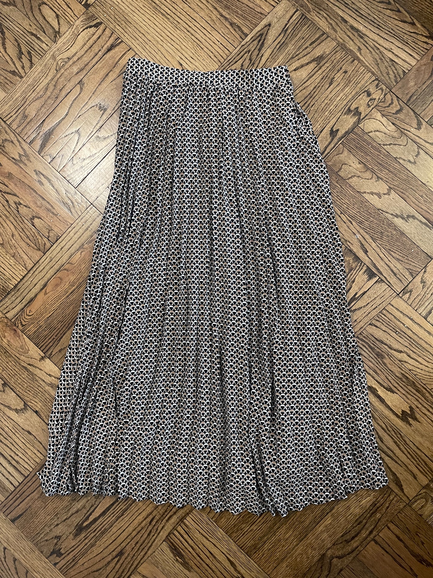 Satin Print Pleat Skirt