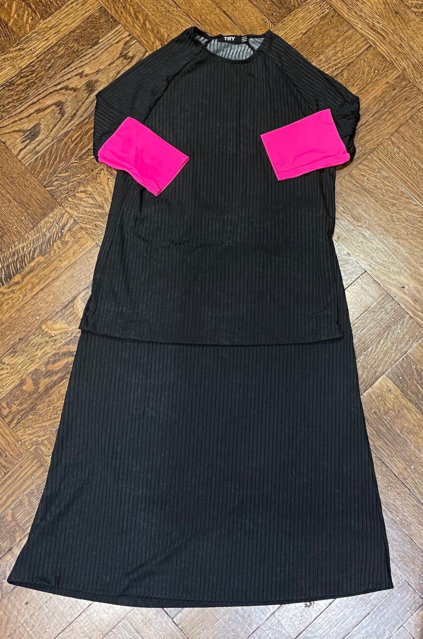 Rib Neon Sleeve Swim Two Piece