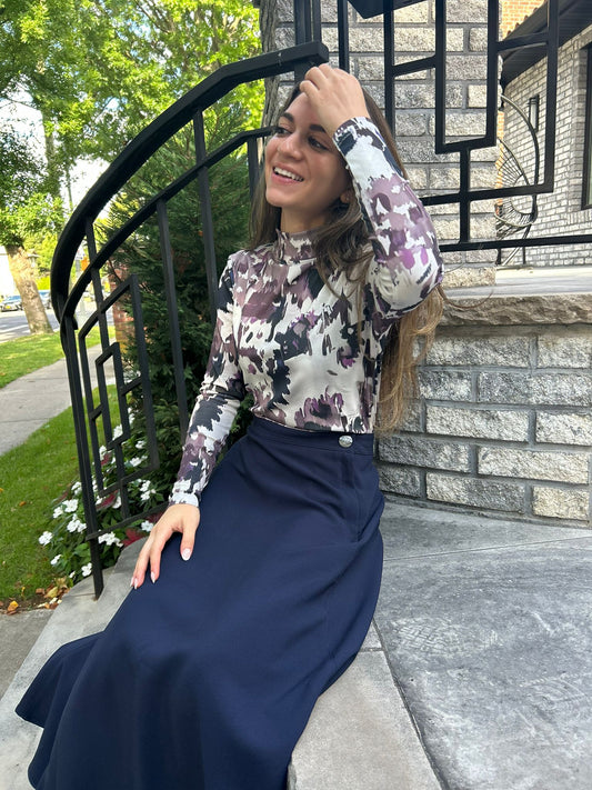SIDE BUTTON SKIRT
