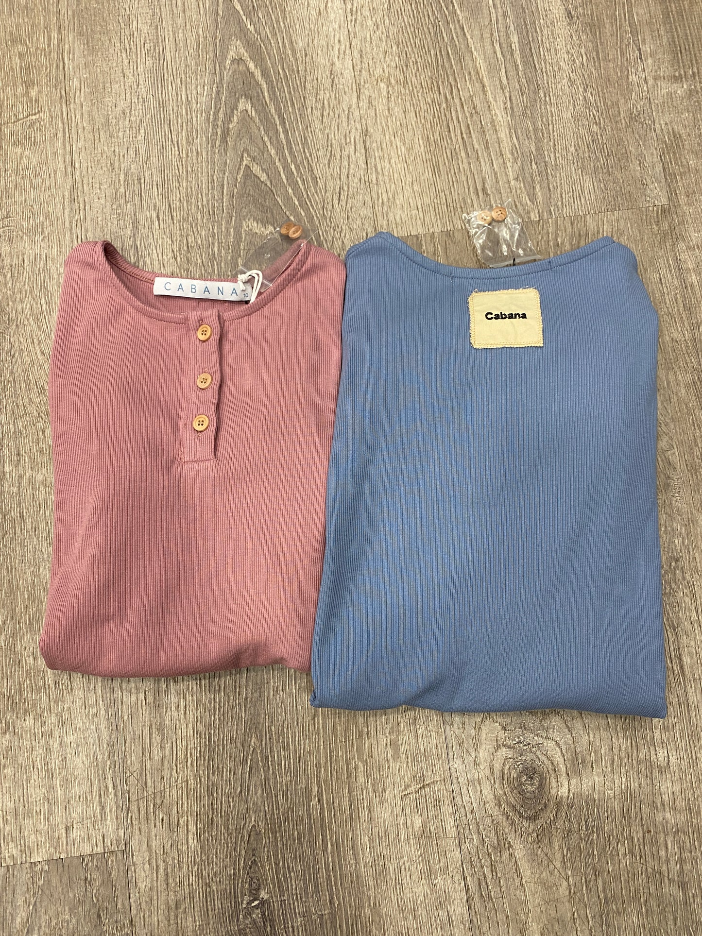 RIBBED HENLEY TEE