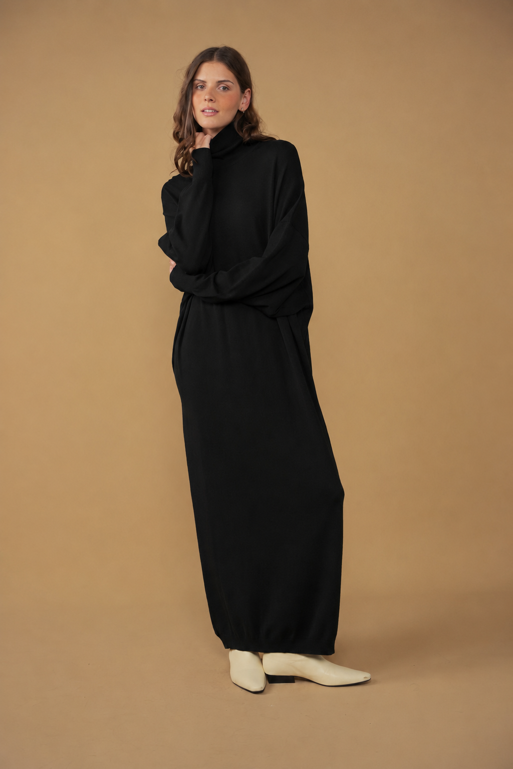 POINT TURTLENECK DOLMAN DRESS