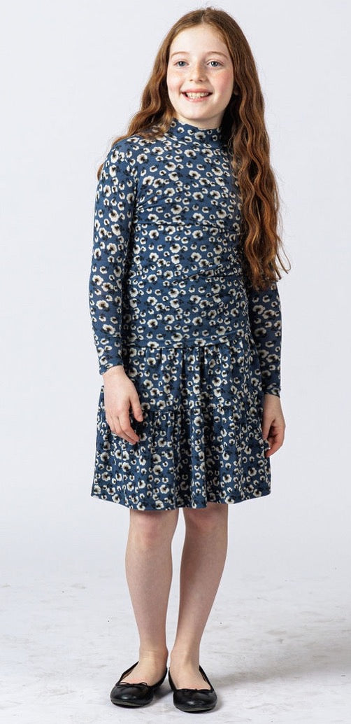 BLUE FLORAL TURTLENECK