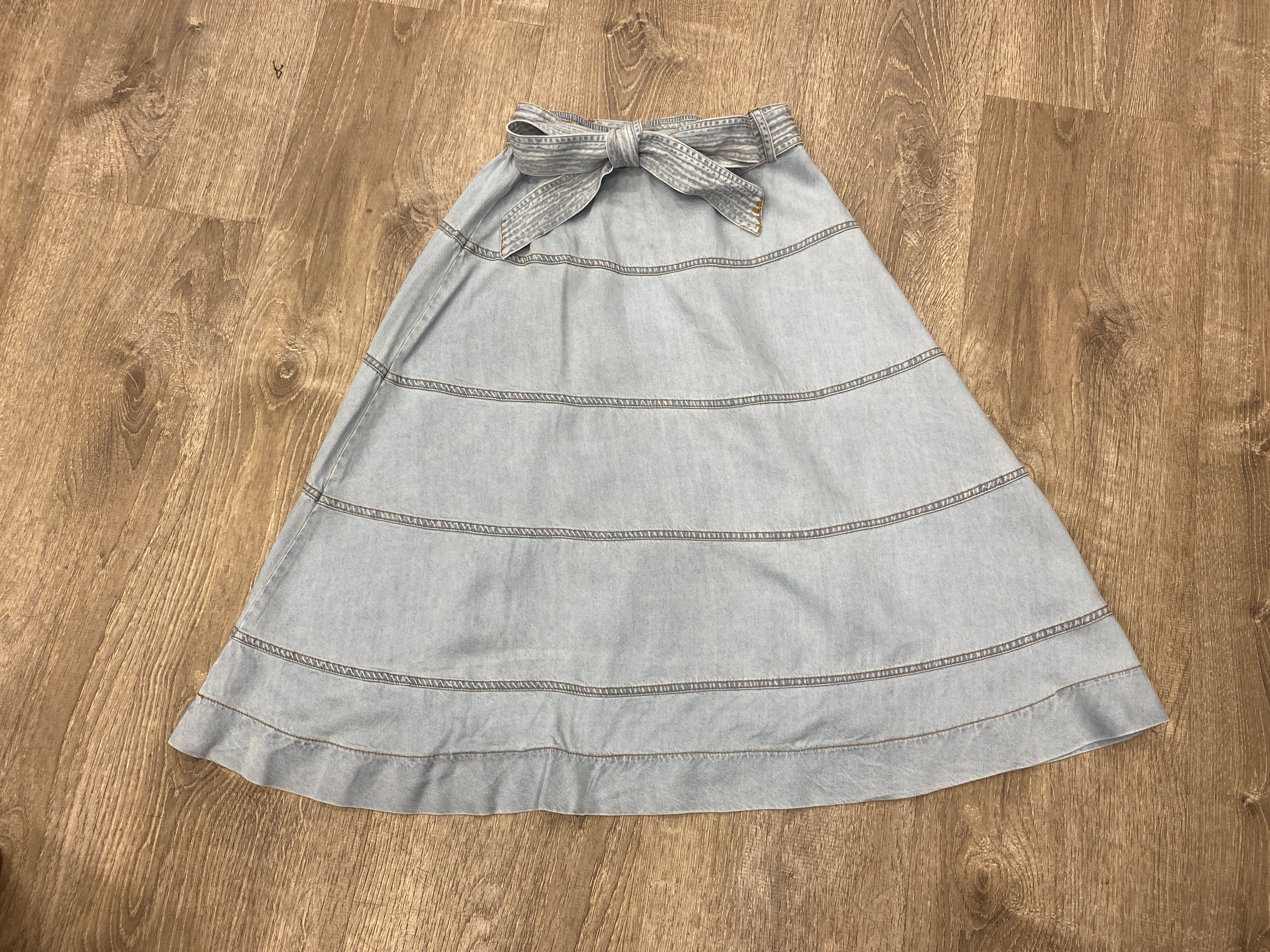 THE BOW TIE SKIRT