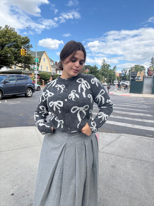 BOW KNITTED SWEATER
