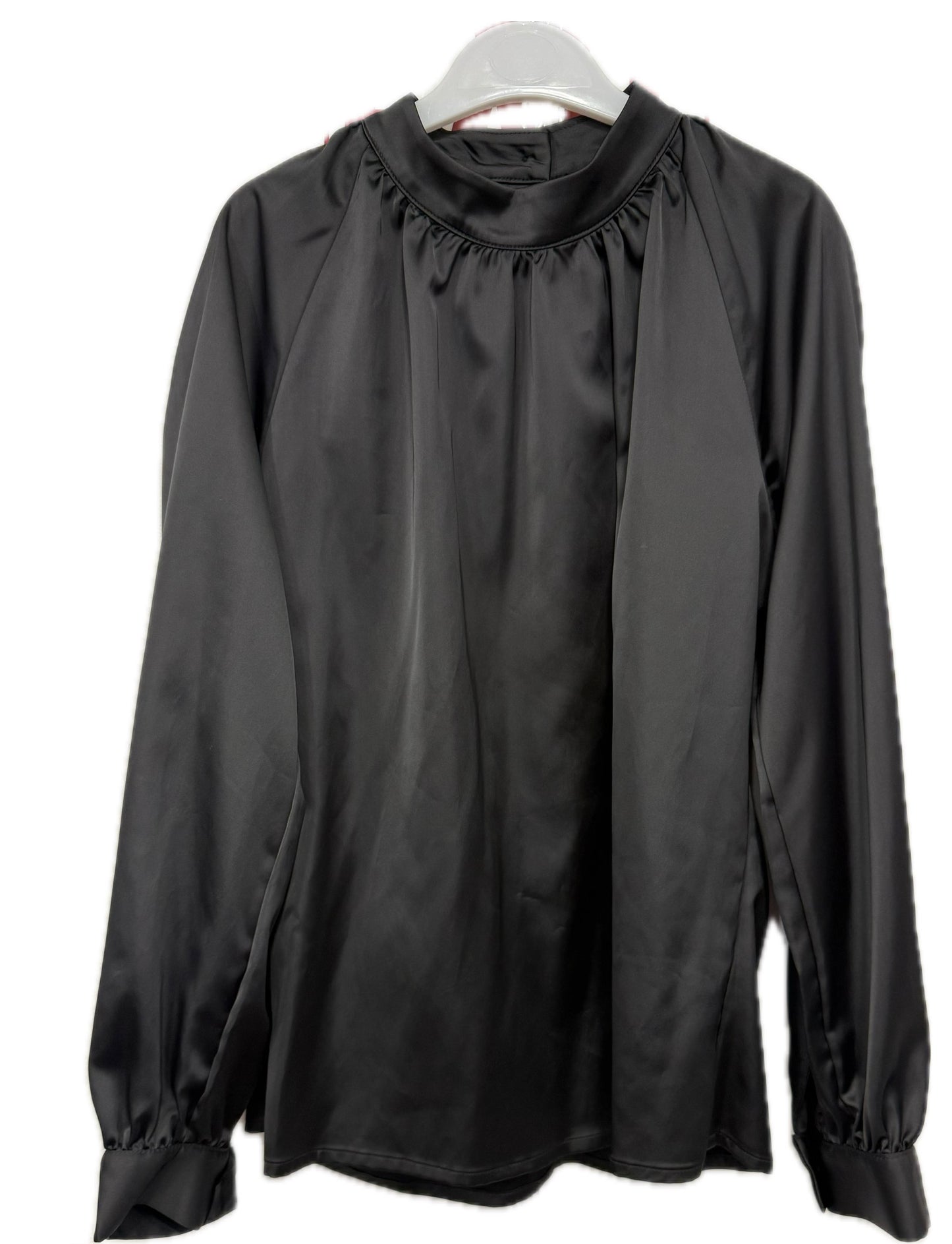 BUTTON BACK SILK TOP