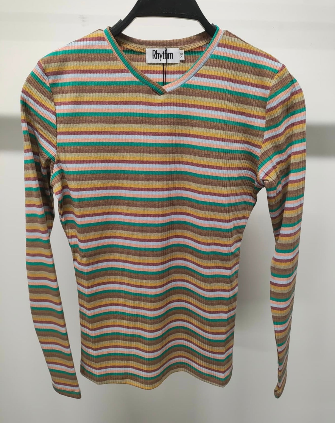 RHYTHM V-NECK STRIPED TEE