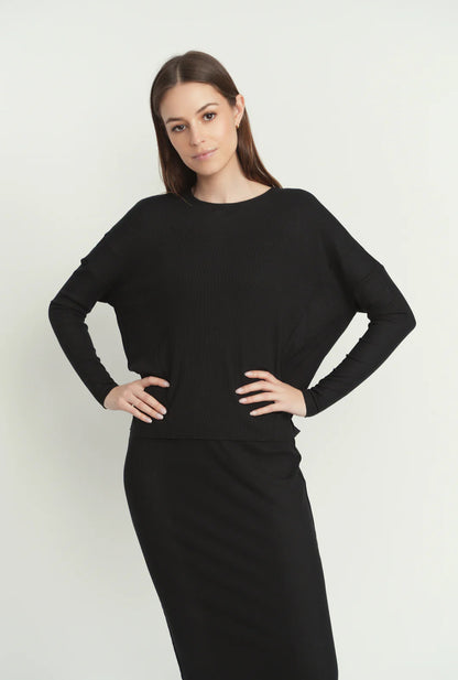 POINT LONG SLEEVE DOLMAN TOP