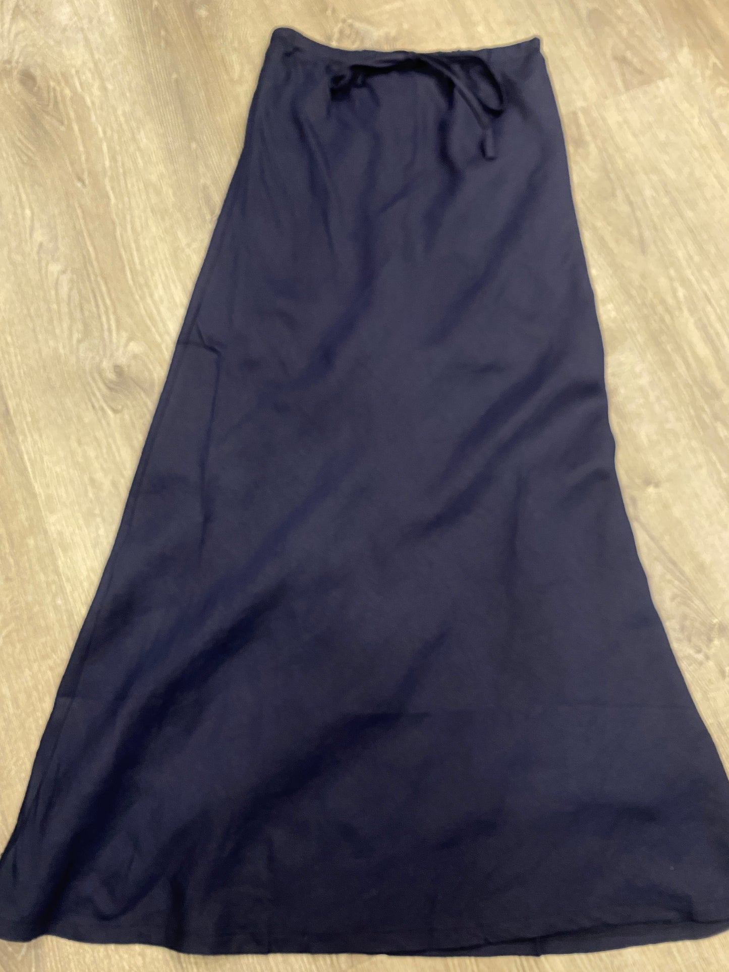 DRAWSTRING WAIST SLIP SKIRT