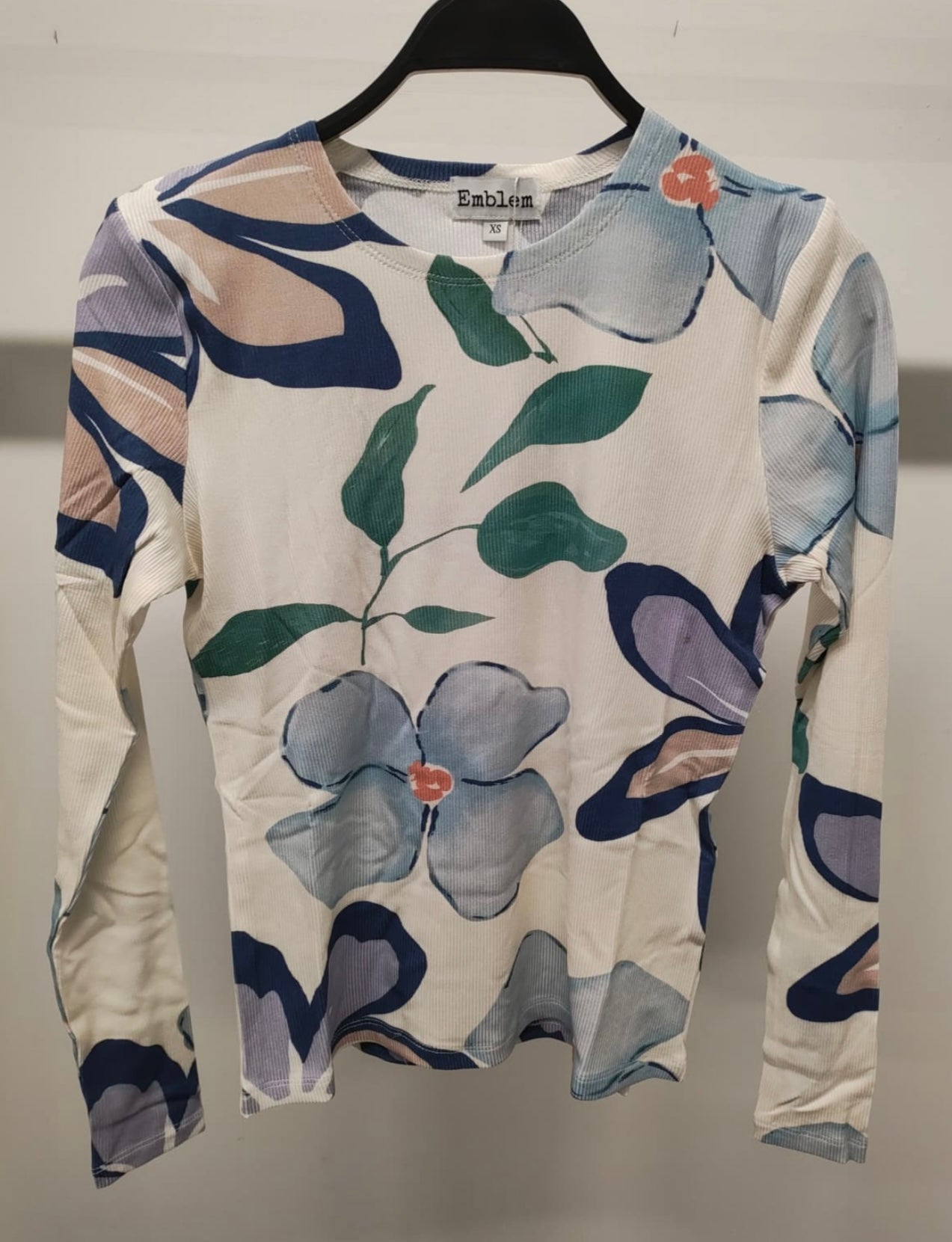 RHTHM & EMBLEM FLORAL TEES
