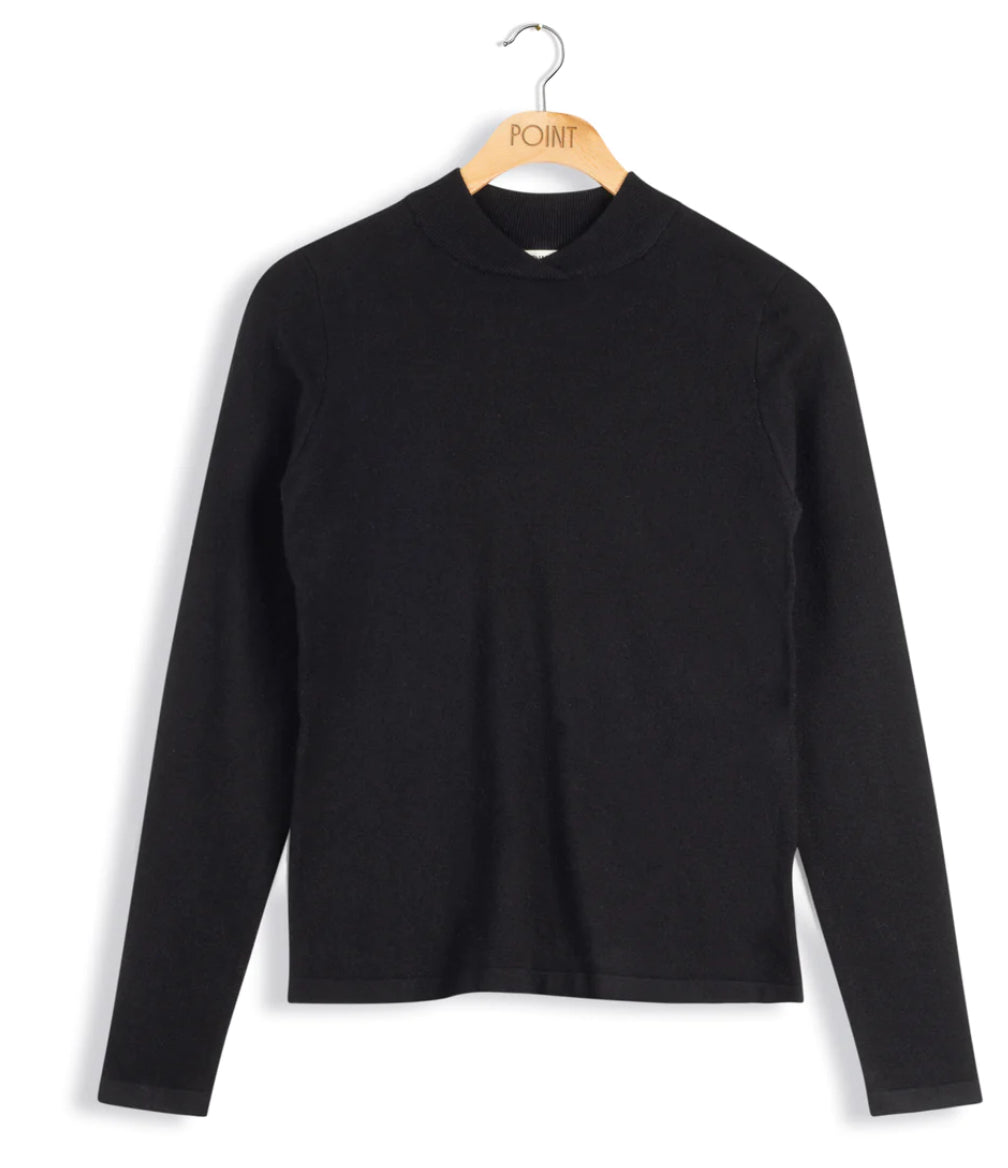 POINT MANDARIN NECK SWEATER