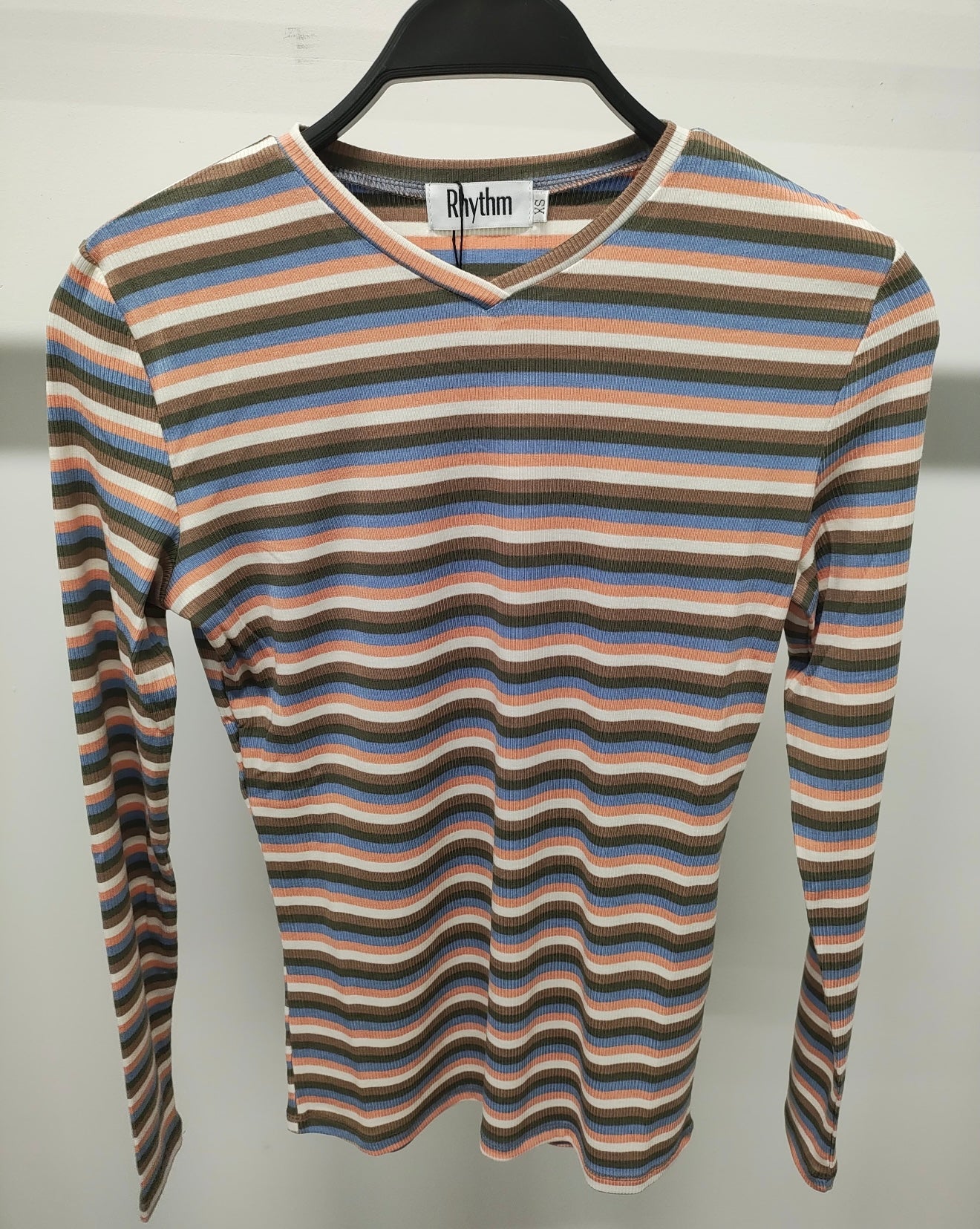 RHYTHM V-NECK STRIPED TEE