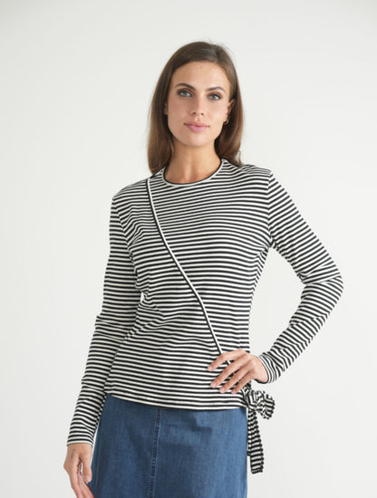 STRIPED WRAP TEE