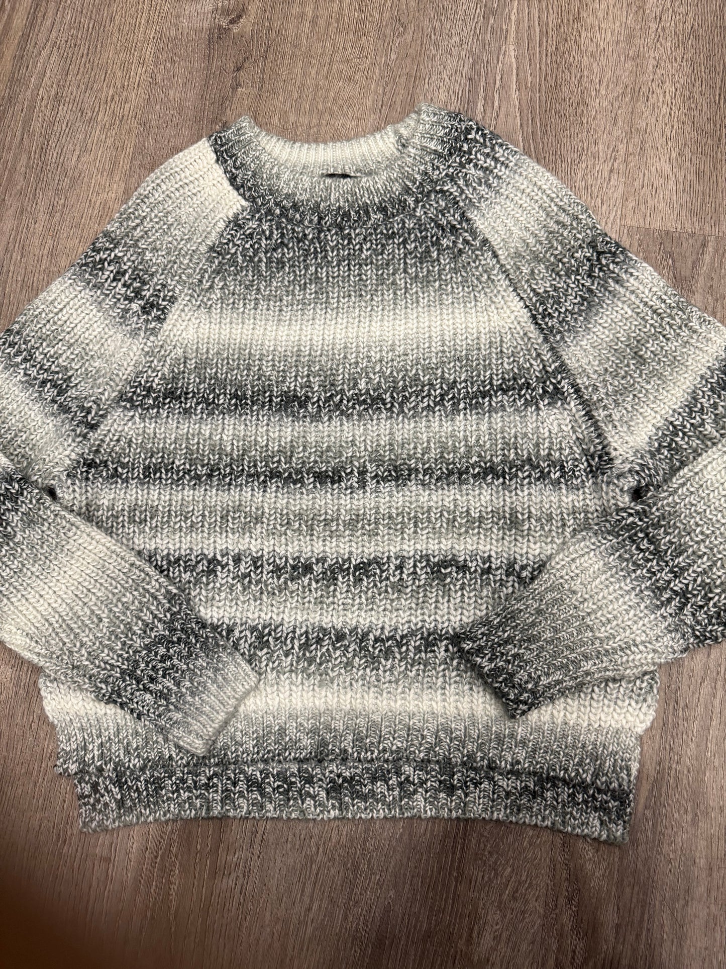 GRADIENT SWEATER