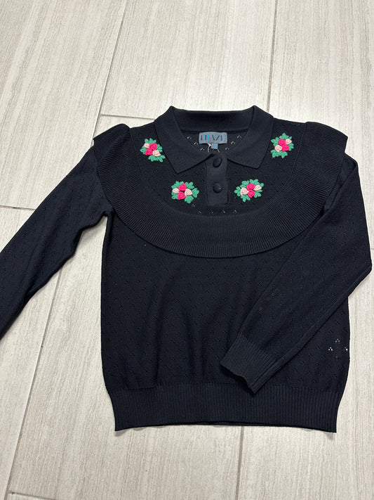 FLOWER APPLIQUÉ TOP