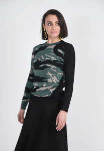CAMOUFLAGE BUNGEE SWEATER