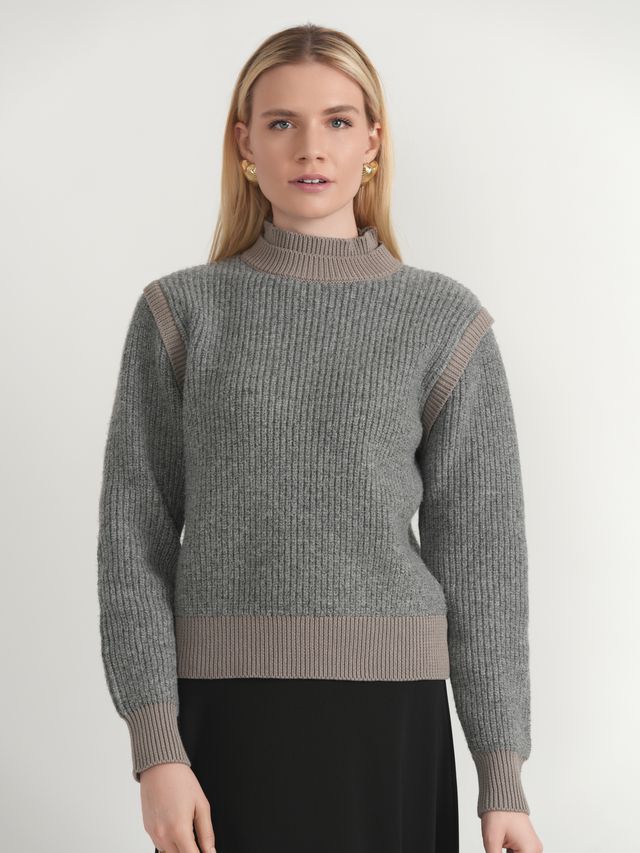 LADIES SWEATER VEST COMBO LOOK