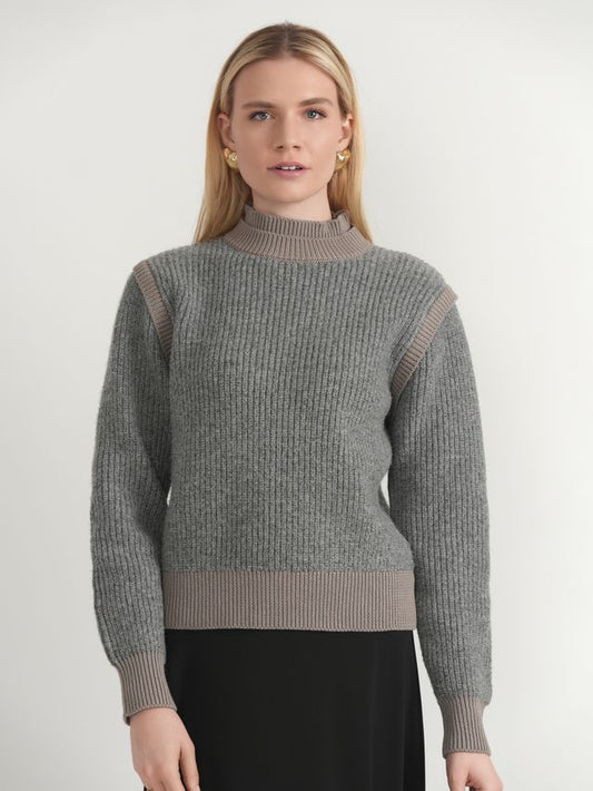 SWEATER VEST COMBO LOOK