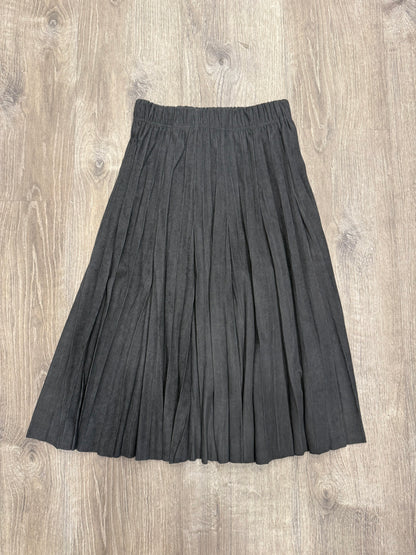SHORT PLEATED CORDUROY SKIRT