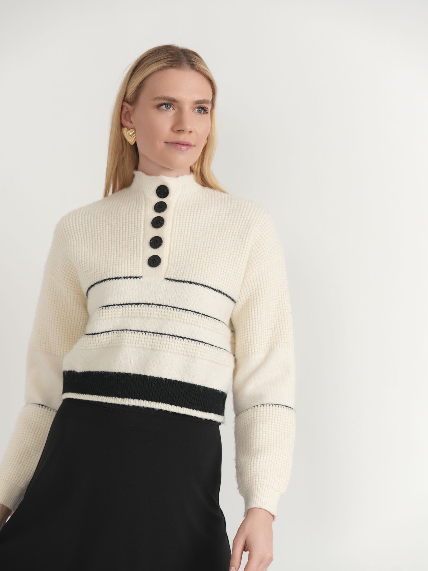 MOCK NECK HENLEY SWEATER