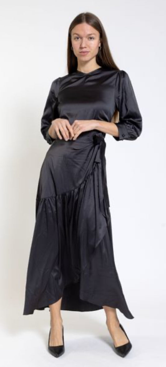 SATIN BLACK WRAP SKIRT