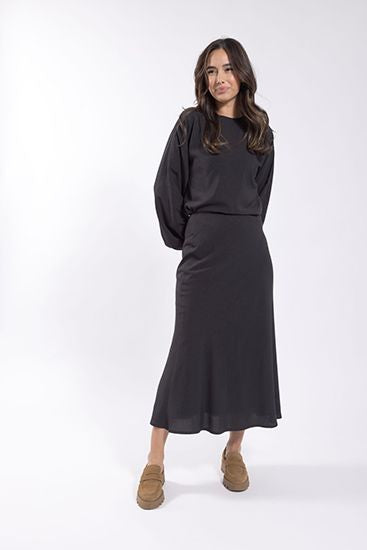 BASIC A-LINE SKIRT