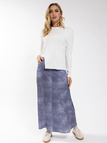 SILKY DENIM SKIRT