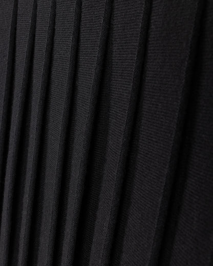 DETAIL SEAM TOP KNIT PLEATED SKIRT