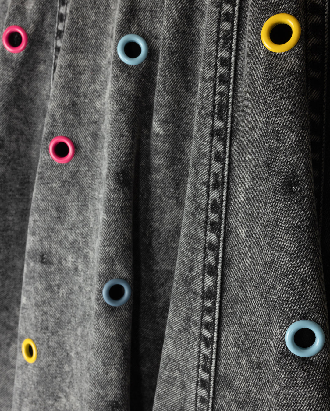GROMMETS DENIM FLAIR SKIRT