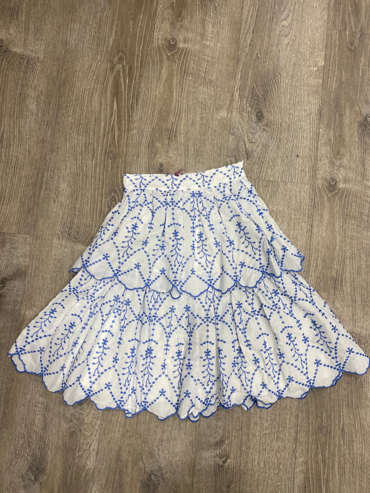 EYELET RUFFLE SKIRT