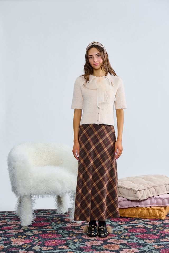 FUZZY KNIT WITH ORGNZA TIE BOW COLLAR TOP