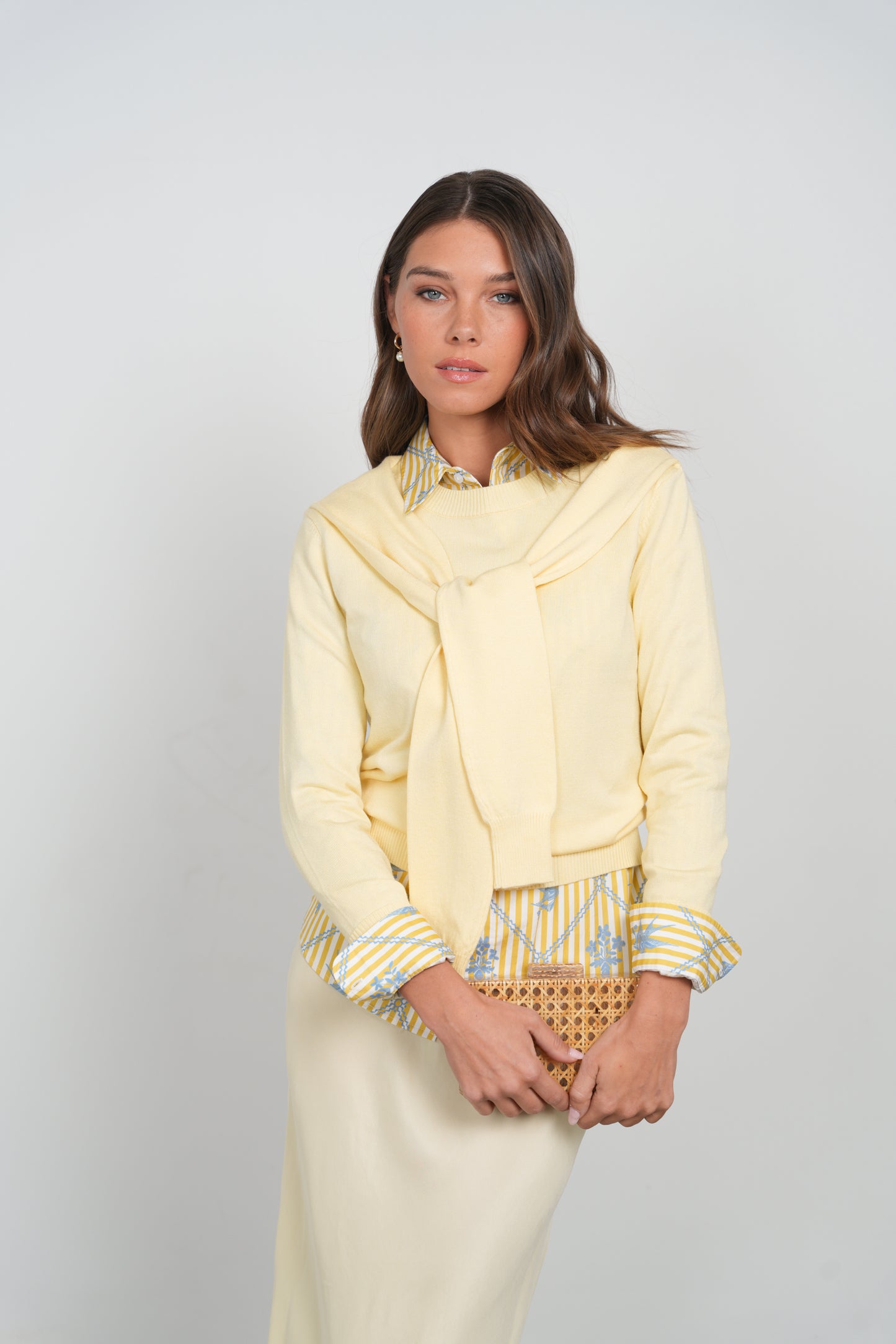 POINT SHOULDER WRAP SWEATER