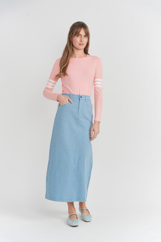 TOP WITH STRIPES ON THE SLEEVES